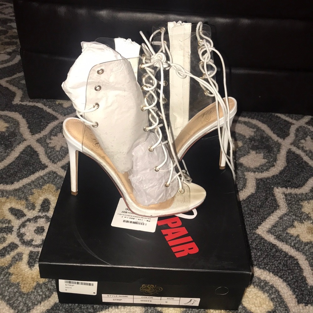 Clear Heels 😍👡